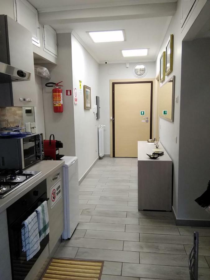 B&B Fratelli Nicoli Rome Bagian luar foto